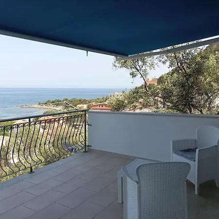 Feriehus Gioia Splendida Vista Mare